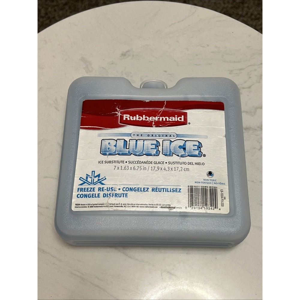 Rubbermaid Blue Ice Weekender Hard‎ Shell Freezeable Ice Pack #1034 for Cooler